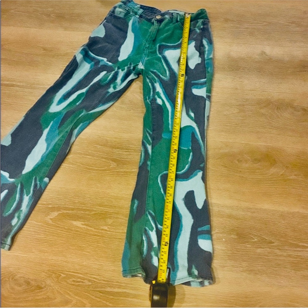 Wide Leg Printed Denim Jeans - Picture 5 of 7